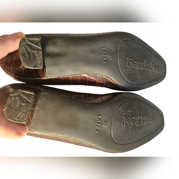 Beautifeel Brown Croc-Embossed Women's Shoes Size EU-38 US-7.5 OR 8.5 - Picture 6 of 8
